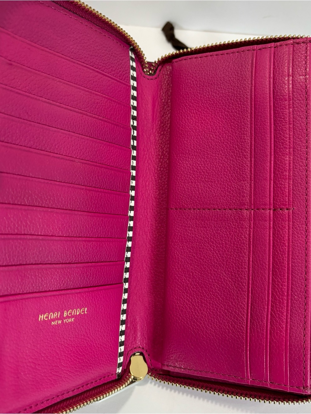 Henri Bendel Bifold Wallet Card Holder Sofiano Leather Fuchsia Pink-Never Used - Picture 5 of 9